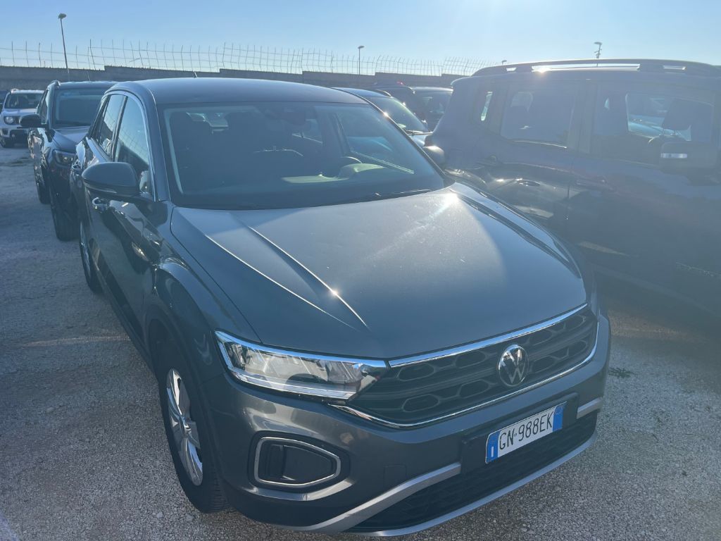Volkswagen T-Roc 1.0 tsi Life 110cv, 2022