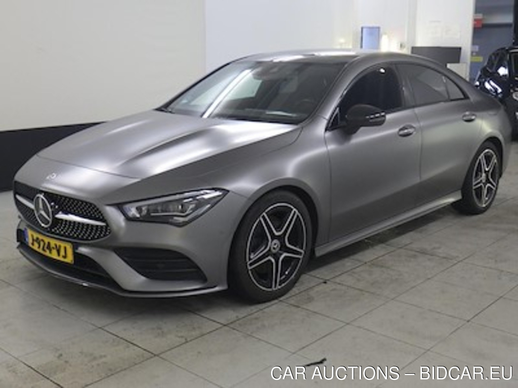 Mercedes-Benz CLA CLA 200 DCT Business Solution AMG 4d