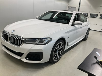 BMW Series 5 530e Sedan F M Sport Plus UA!