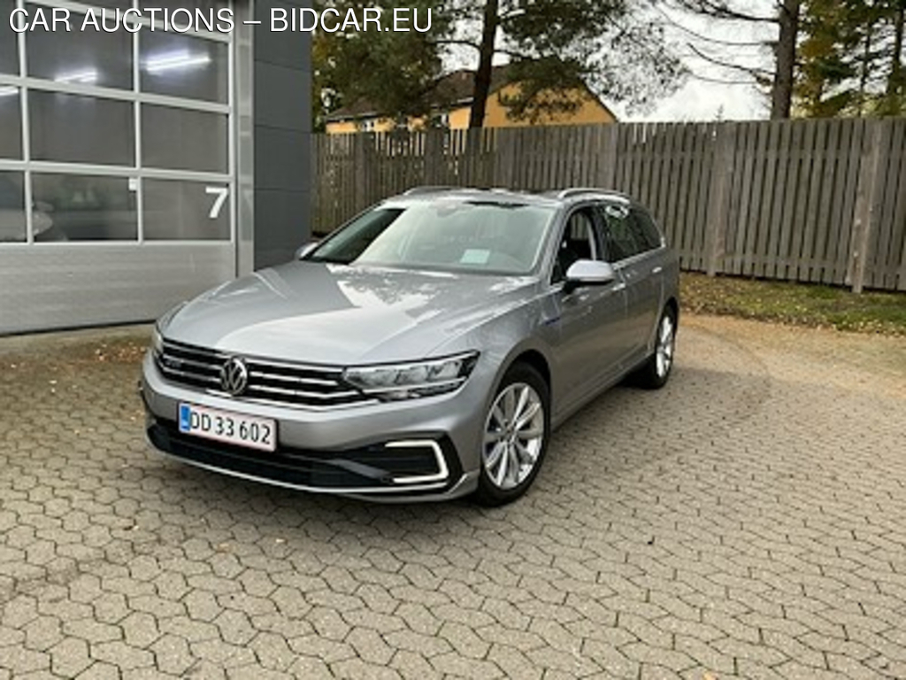 Volkswagen PASSAT 1.4 TSI GTE HIGH PLUG-IN HYBRID DSG VAR UA!