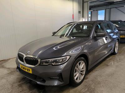 BMW 330 eA 215kW touring, 2020