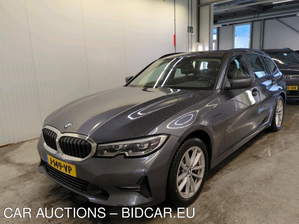 BMW 330 eA 215kW touring, 2020