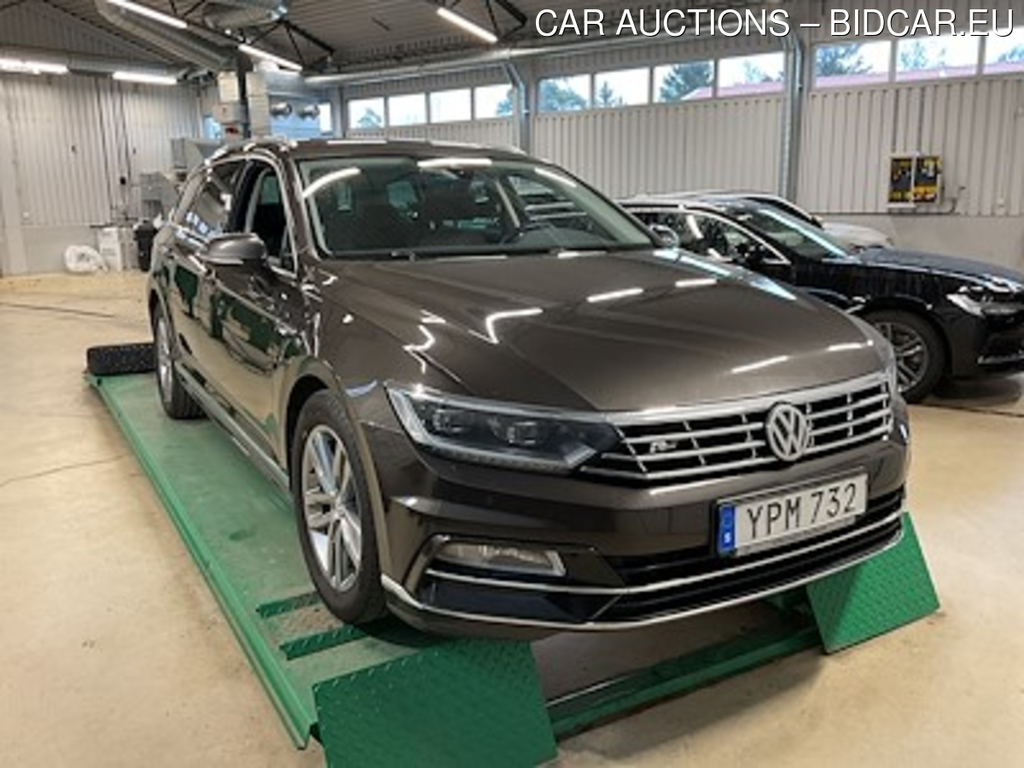 Volkswagen Passat TDI 190 4M SC Executive R-Line Drag Varmare