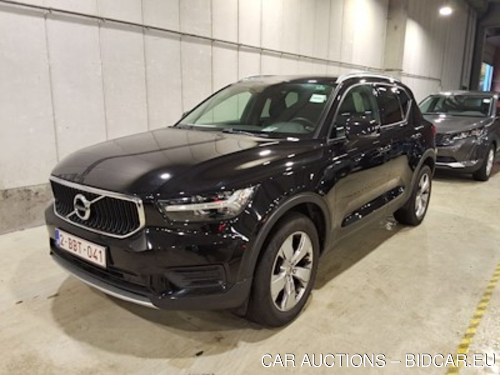 Volvo XC40 1.5 T2 MOMENTUM PRO