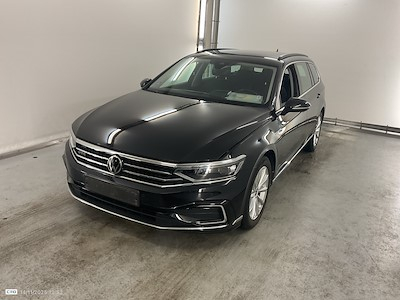 Volkswagen Passat 1.4 TSI MSQ VARIANT GTE BUSINESS