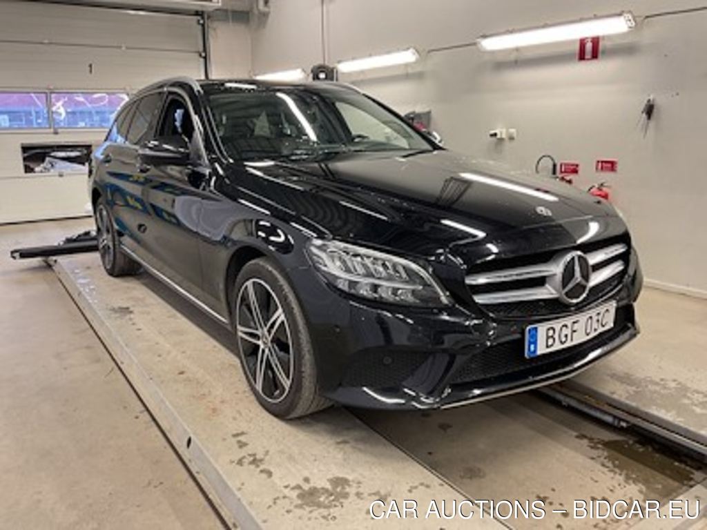 Mercedes-Benz C-Class 300 de T Avantgarde Drag