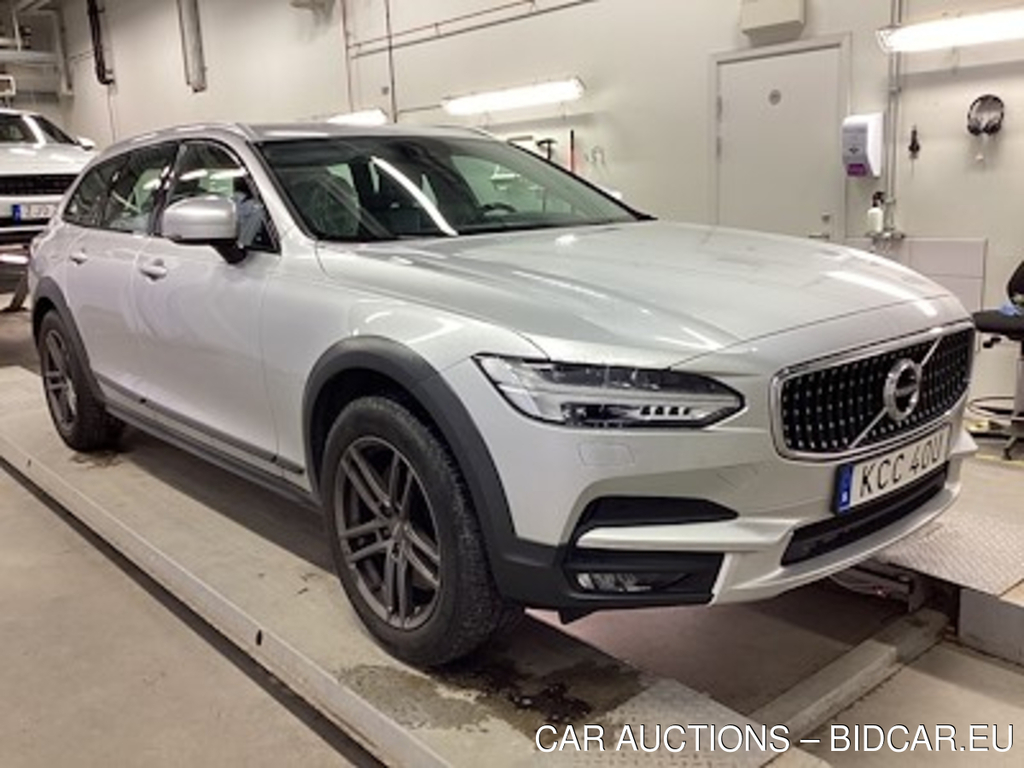 Volvo V90 cross country Cross Country D4 AWD Advanced SE III VOC Teknik Drag