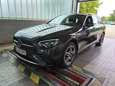 Mercedes-Benz E 300 DE 4MATIC T 9G-TRONIC AMG Line, 2022