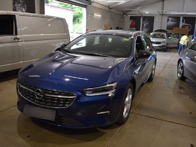 Opel Insignia SPORTS TOURER 2.0 DIESEL AUT. Elegance, 2022
