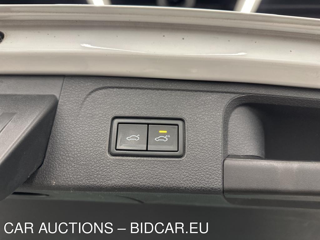 Volkswagen Vw passat 2.0 Tdi Scr 150ps Elegance Dsg