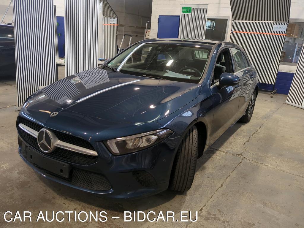 Mercedes-Benz A 200 D 8G-DCT Style, 2021