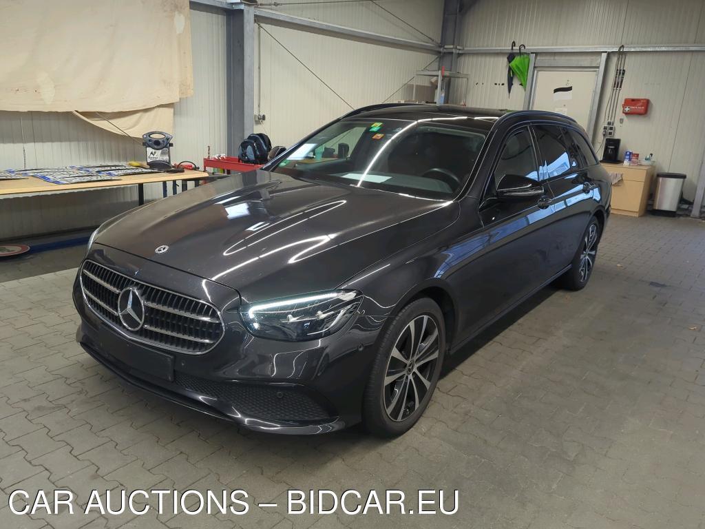 Mercedes-Benz E 300 E T 9G-TRONIC Exclusive, 2022
