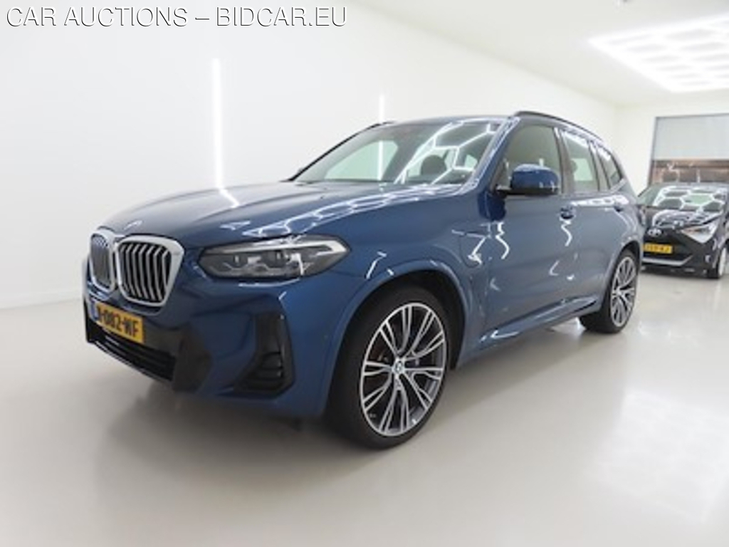 BMW X3 xDrive30e