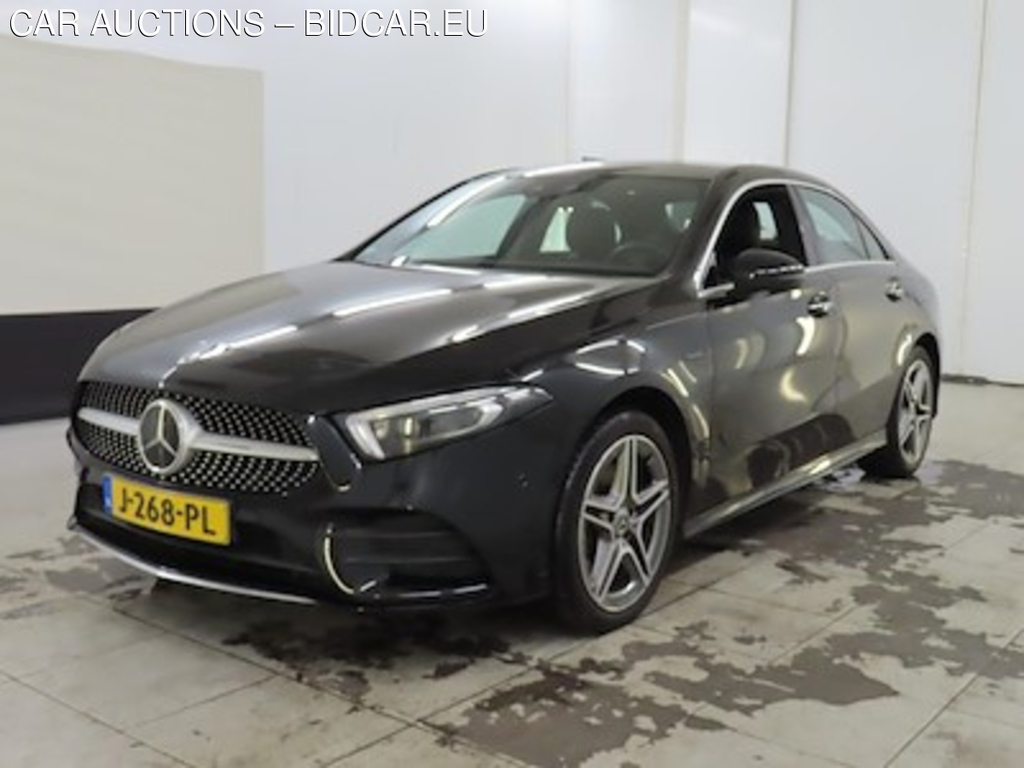Mercedes-Benz A-klasse limousine A 250 e DCT Premium Plus AMG Line 4d