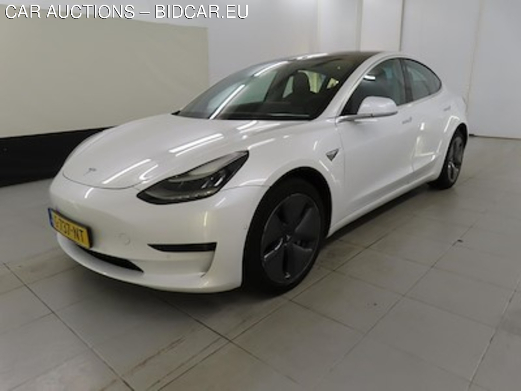Tesla Model 3 Standard Range Plus RWD 4d