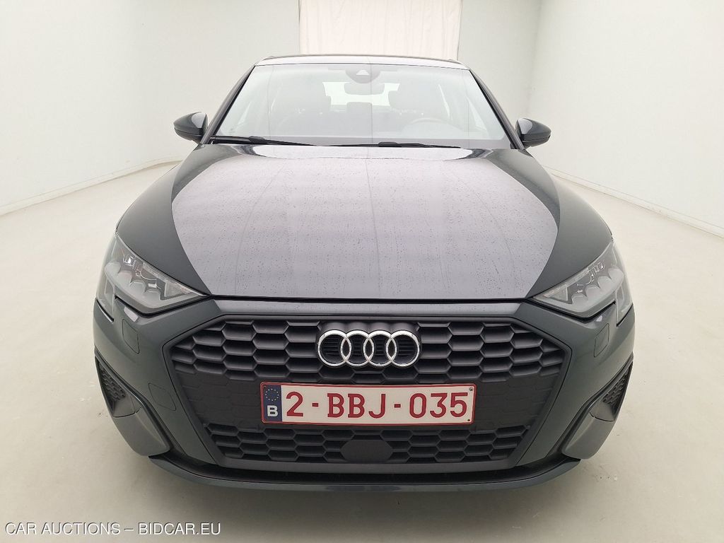 Audi A3lim-8ys BERLINE 20. AUDI A3 BERLINE 1.0 TFSI 30 81KW 4D, 2021