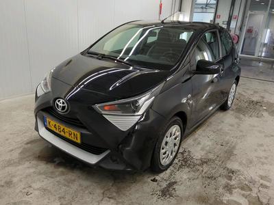 Toyota Aygo 1.0 VVT-i 53kW X-Play, 2021