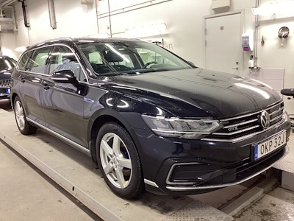 Volkswagen Passat GTE SC Drag Varmare Kamera
