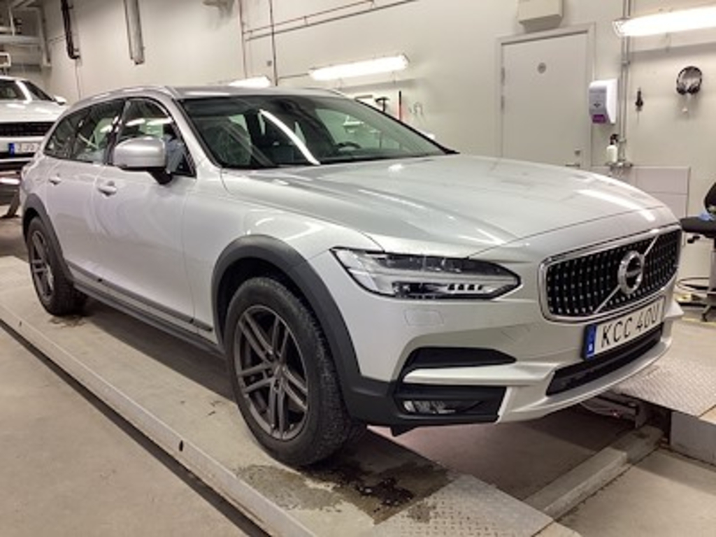 Volvo V90 cross country Cross Country D4 AWD Advanced SE III VOC Teknik Drag