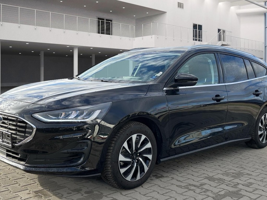 Ford Focus TURNIER 1.0 ECOBOOST HYBRID TITANIUM, 2025