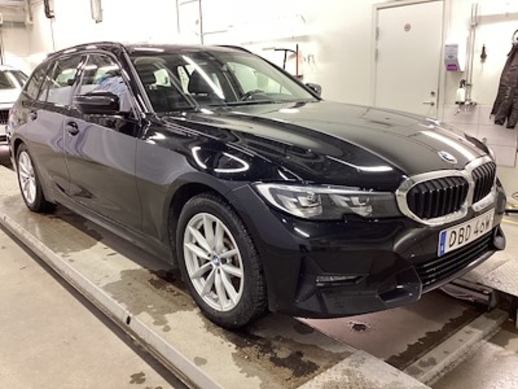 BMW 3-serie 330e xDrive Touring Sport Line Drag HiFi Rattvarme