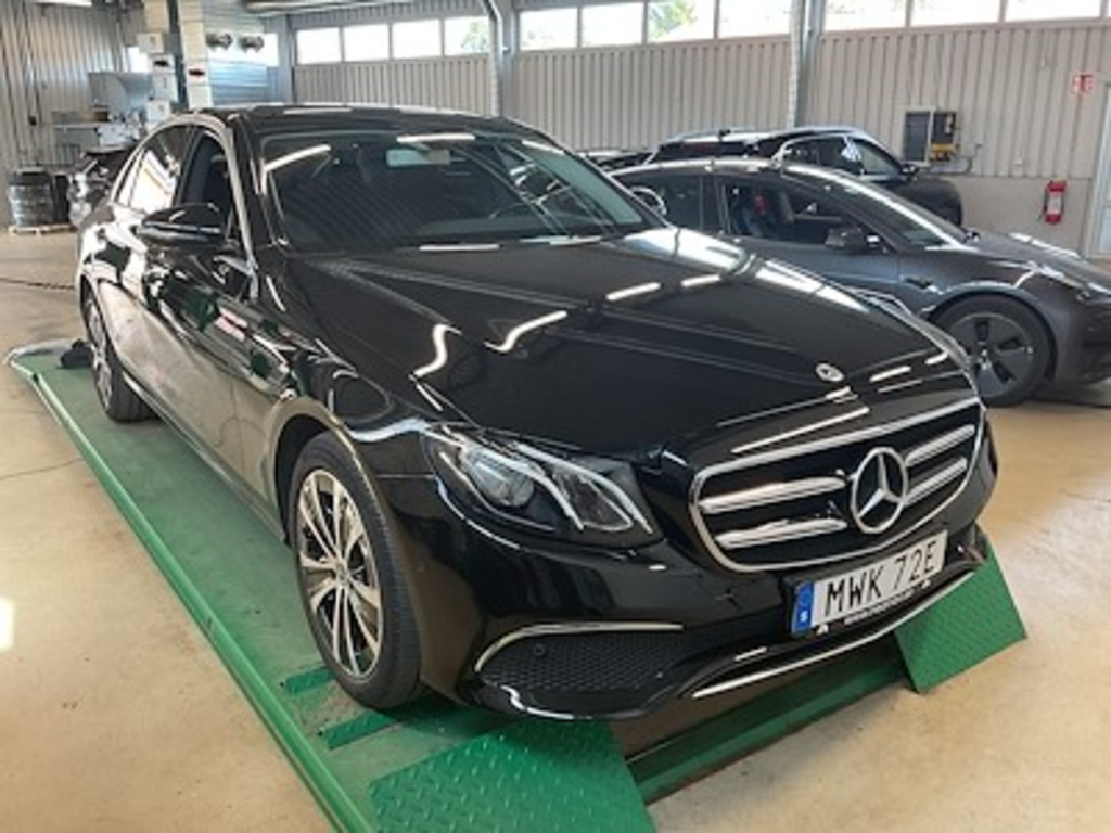 Mercedes-Benz E-Klass 300 e Avantgarde Drag