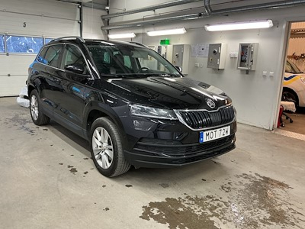 Skoda Karoq TDI 150 4x4 Style Business Teknikpkt Drag Varmare