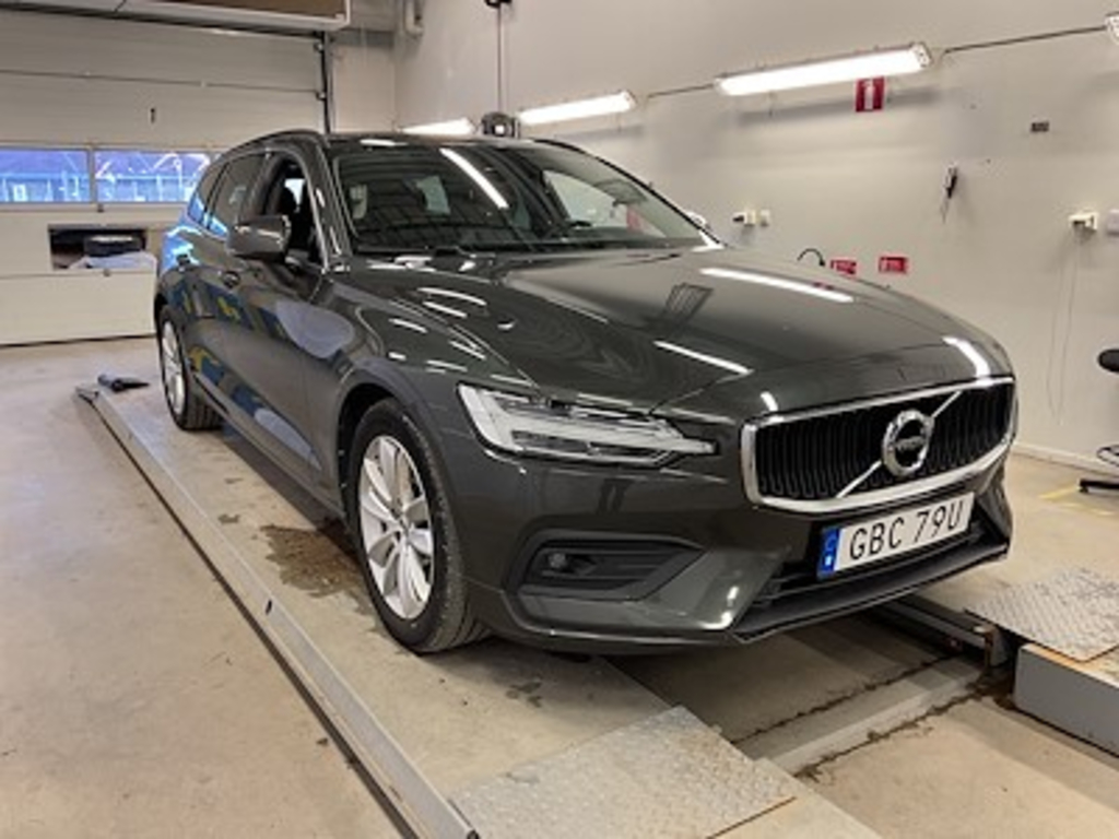 Volvo V60 B4 Momentum Advanced VOC Skinn