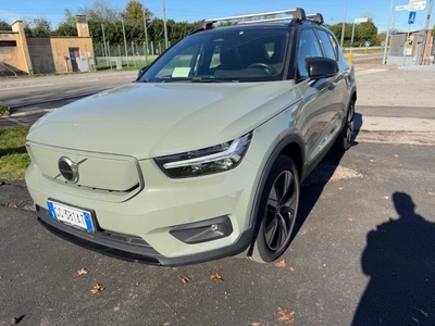 Volvo XC40 Pure Electr. P8 AWD Recharge R-Des., 2021