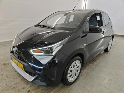 Toyota Aygo 1.0 VVT-I X-PLAY, 2021