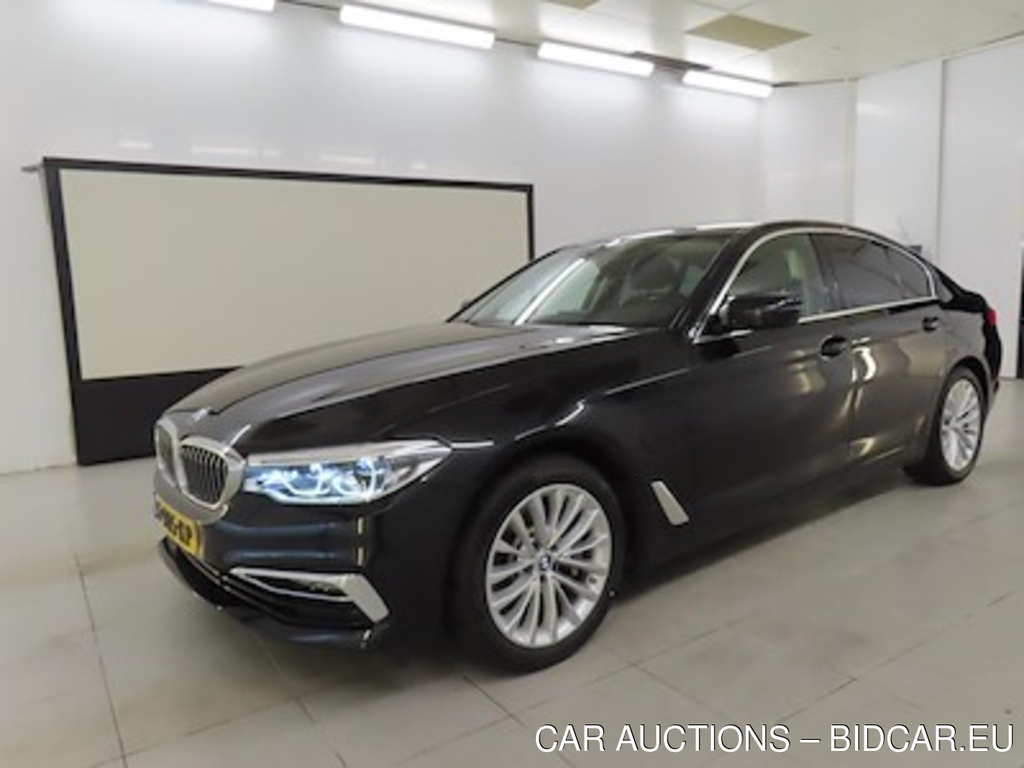 BMW 5 serie sedan 530e iPerformance 4d Luxury Line