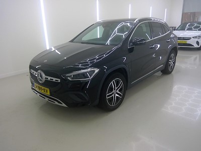 Mercedes-Benz GLA GLA 200 DCT Business Solution Luxury 5d
