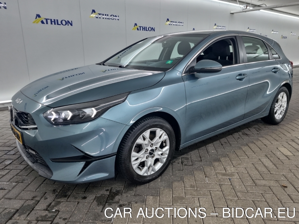Kia Ceed 1.5 T-GDI DYNAMICLINE 5D 117KW, 2022
