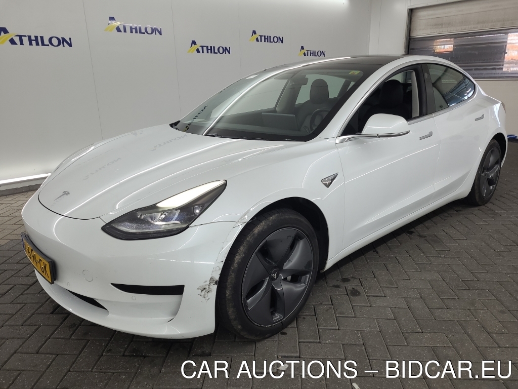Tesla Model 3 STANDARD RANGE PLUS RWD 4D 225KW, 2020