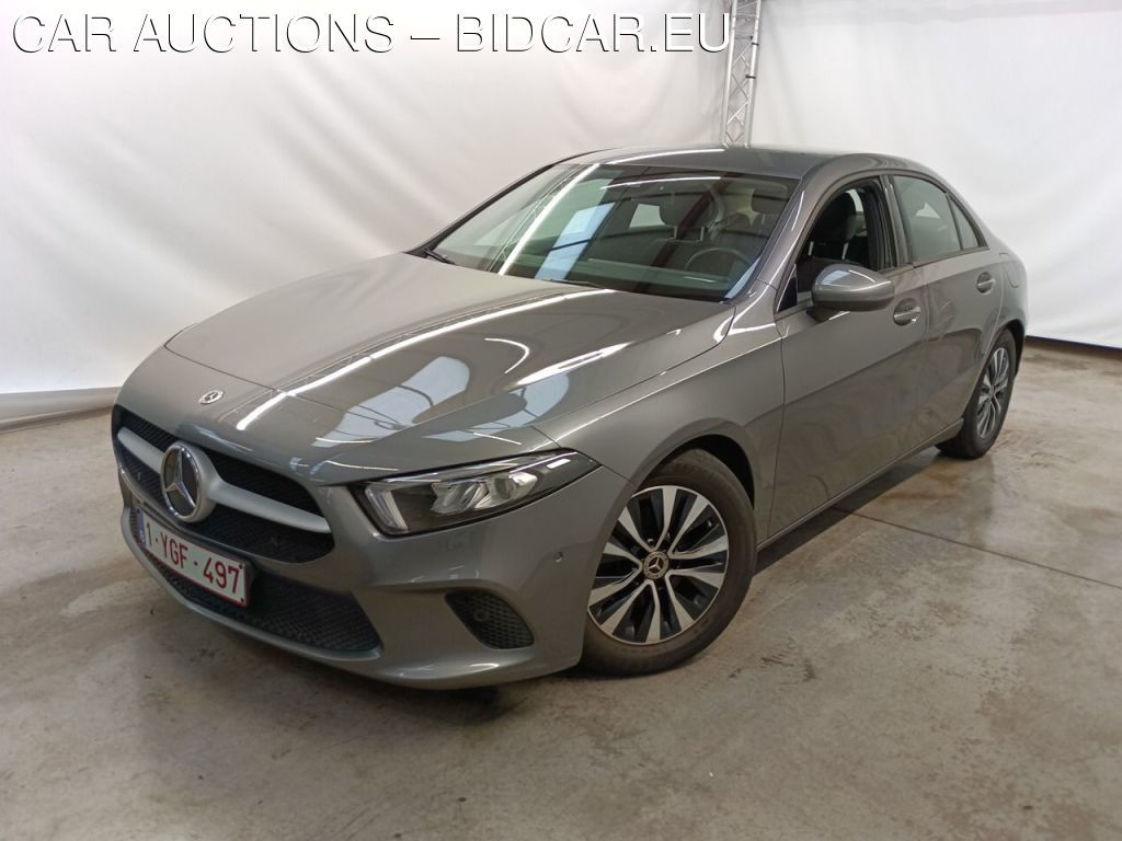 Mercedes A-klasse-lim-17 LIMOUSINE A 180D BUSINESS SOLUTION 4D, 2020