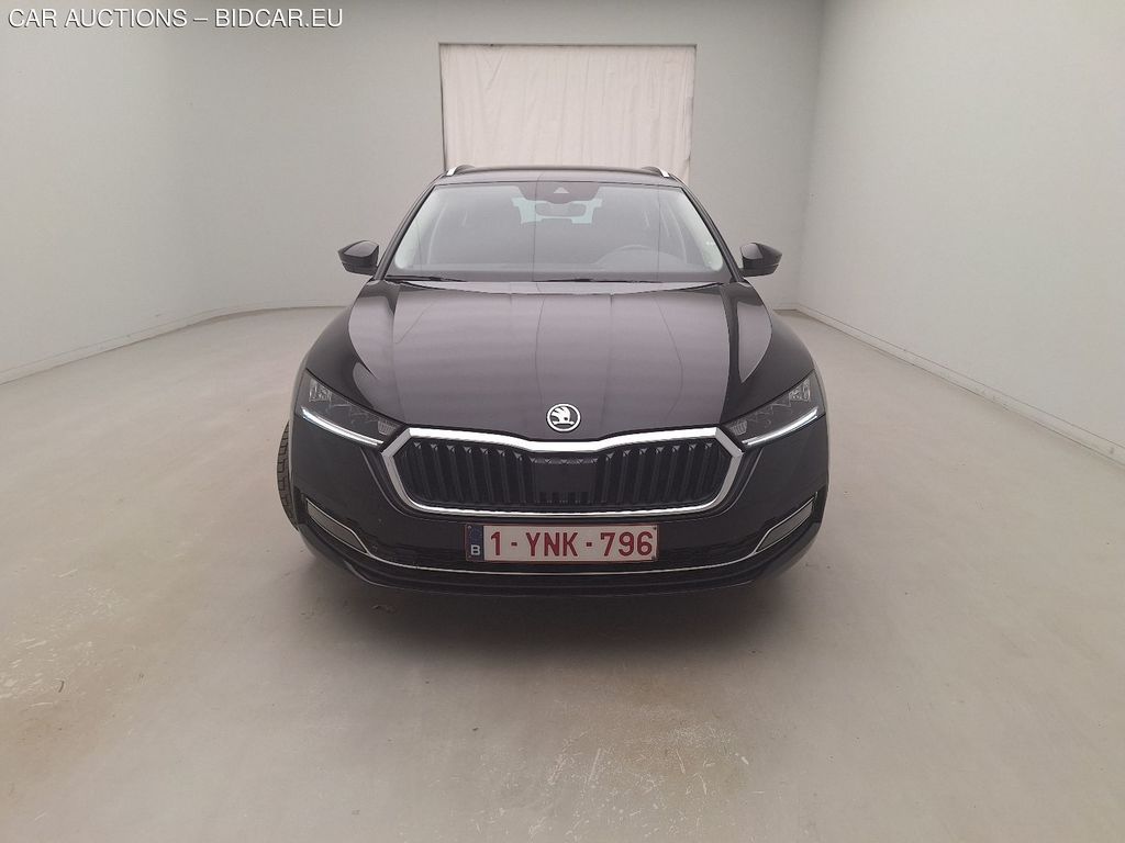 SKODA Octavia-combi-6 COMBI 20. SKODA OCTAVIA COMBI 2.0 CRTDI 110KW DSG7 AMBITION, 2020