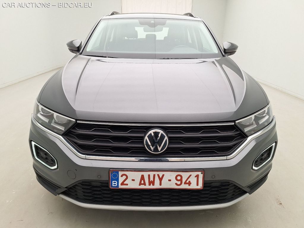 Volkswagen T-roc 17. VOLKSWAGEN T-ROC 1.5 TSI STYLE DSG 5D, 2021