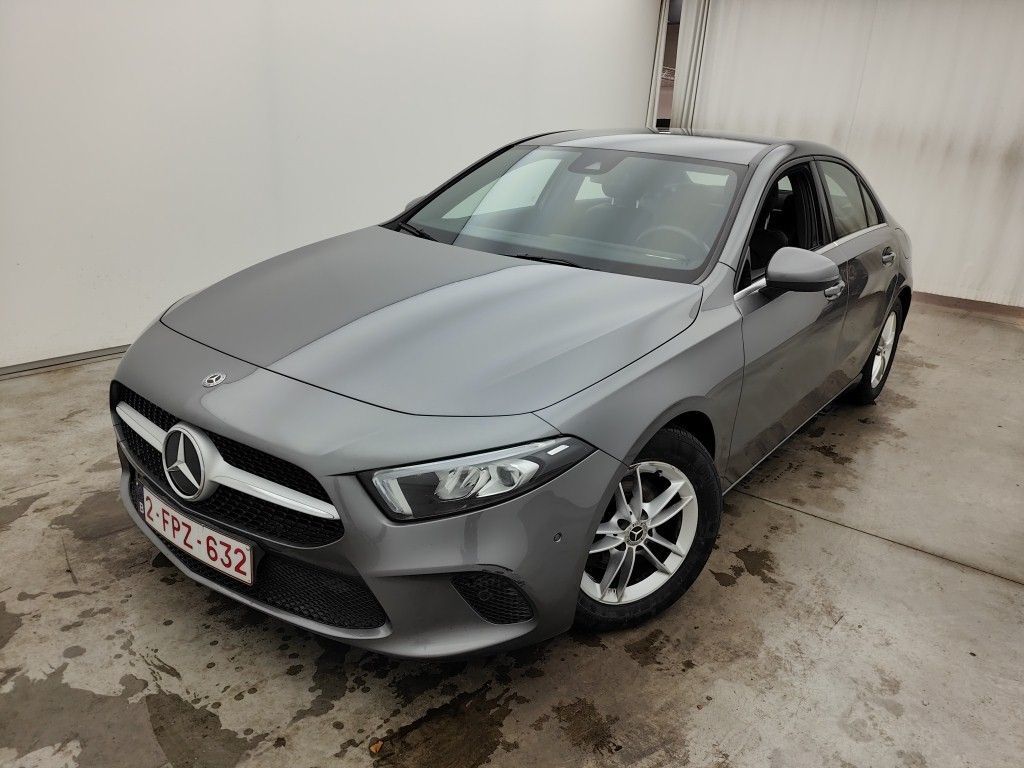 Mercedes A-klasse-lim-17 LIMOUSINE A 180 D DCT BUSINESS SOLUTION 4D, 2019
