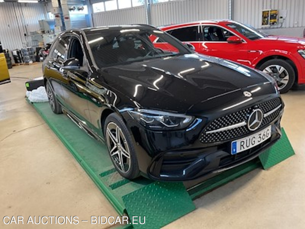 Mercedes-Benz C-Class 300 e T AMG-Line Night Kamera
