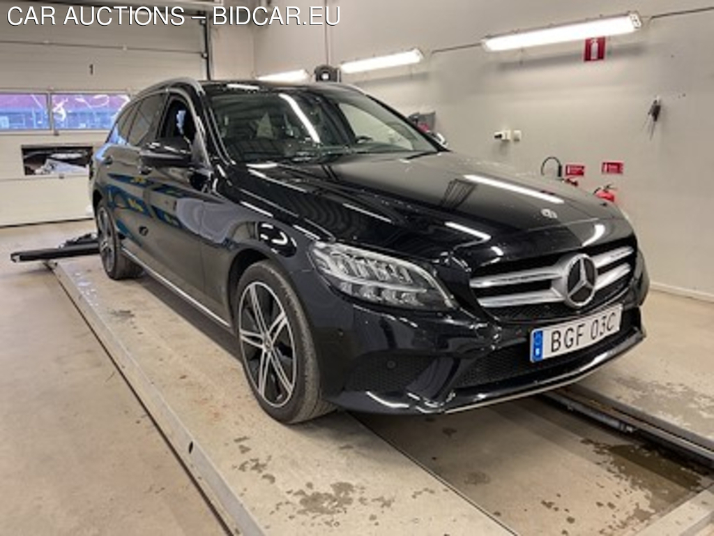 Mercedes-Benz C-Class 300 de T Avantgarde Drag