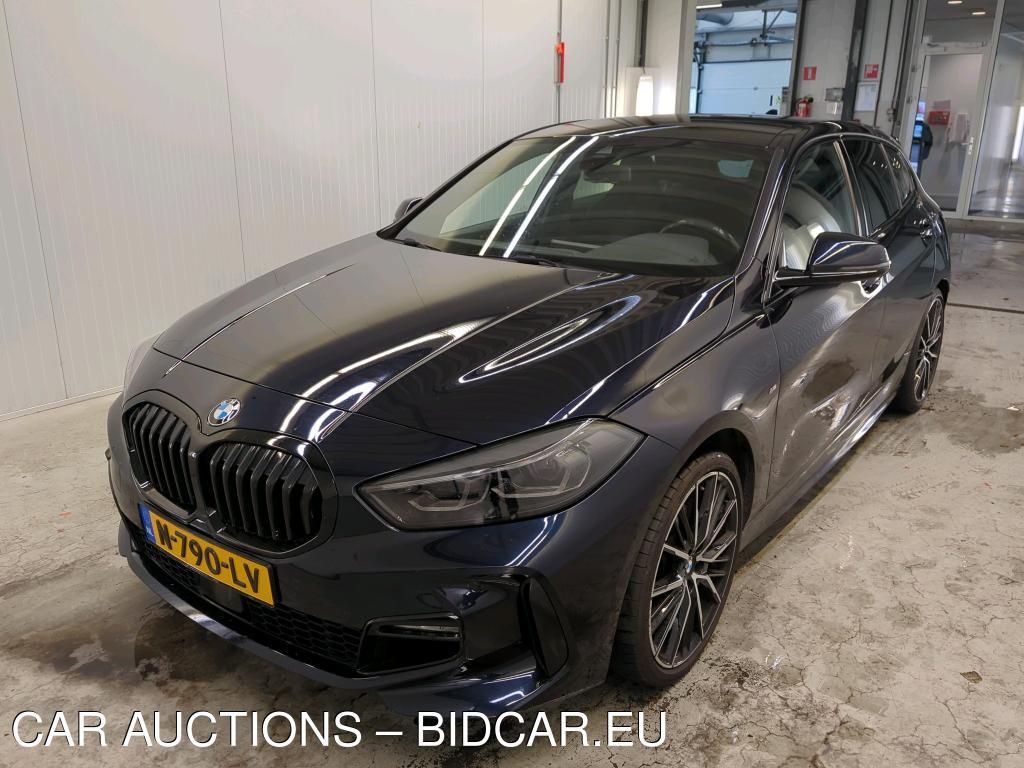 BMW 118 iA 100kW Business Edition, 2021