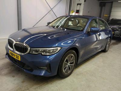 BMW 318 iA 115kW sedan, 2020