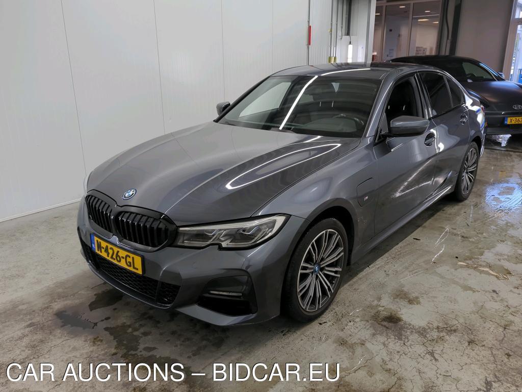 BMW 320 EA 150kW PHEV Business Edition Plus, 2021