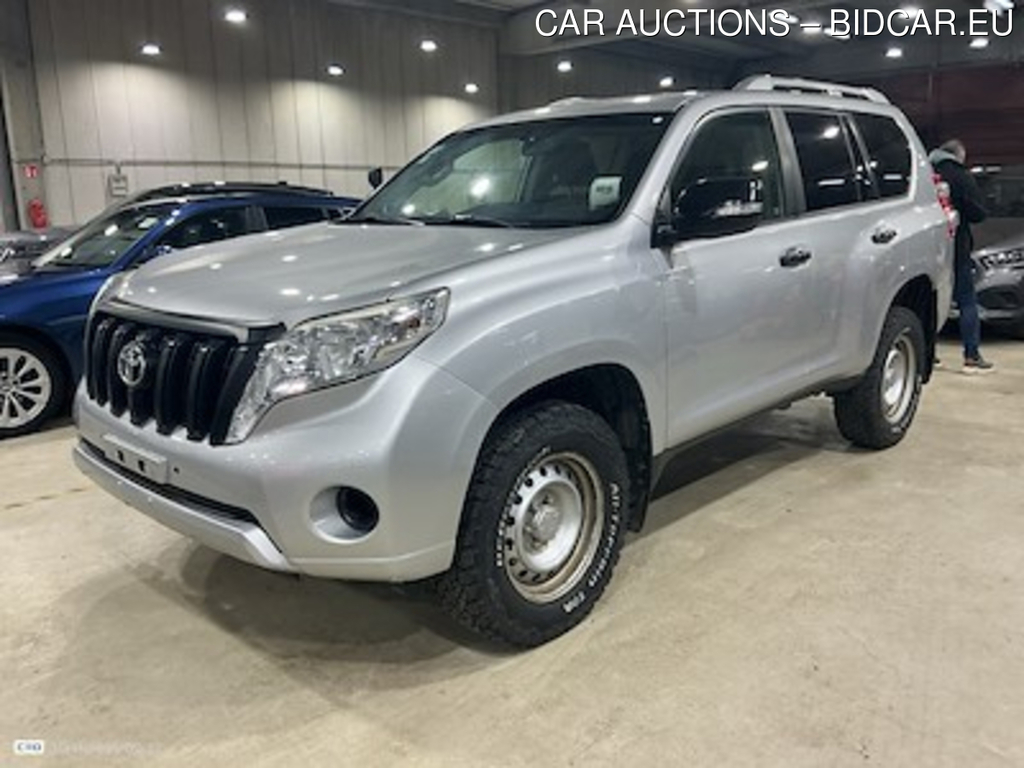 Toyota Land cruiser lwb diesel - 2013 2.8 D-4D Active Van Aut