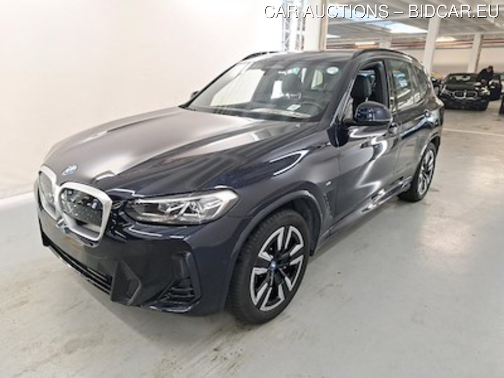 BMW IX3 80KWH AUTO