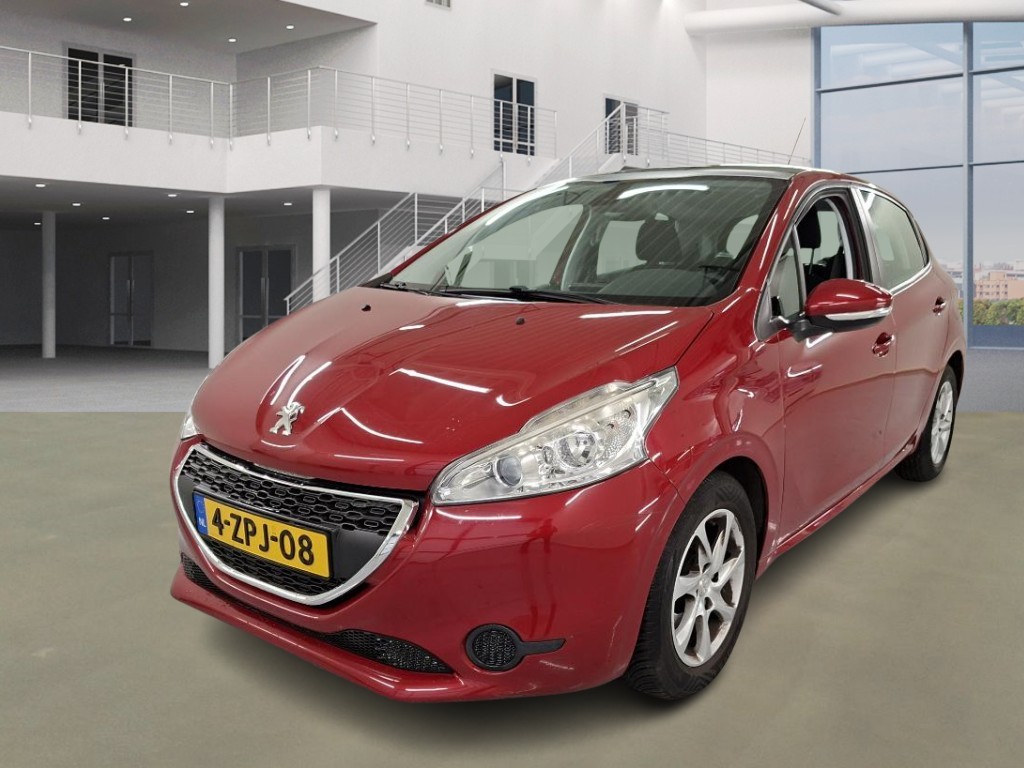 Peugeot 208 1.2 VTI ALLURE, 2014
