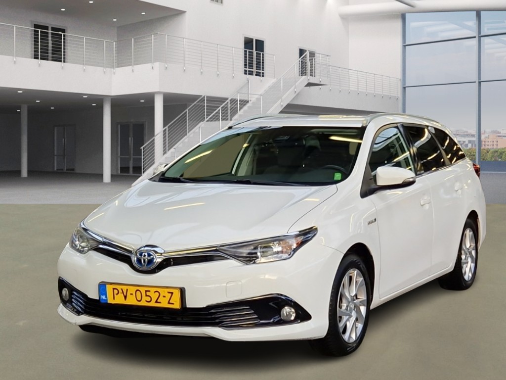 Toyota Auris touring sports 1.8 HYBRID DYNAMIC GO, 2017