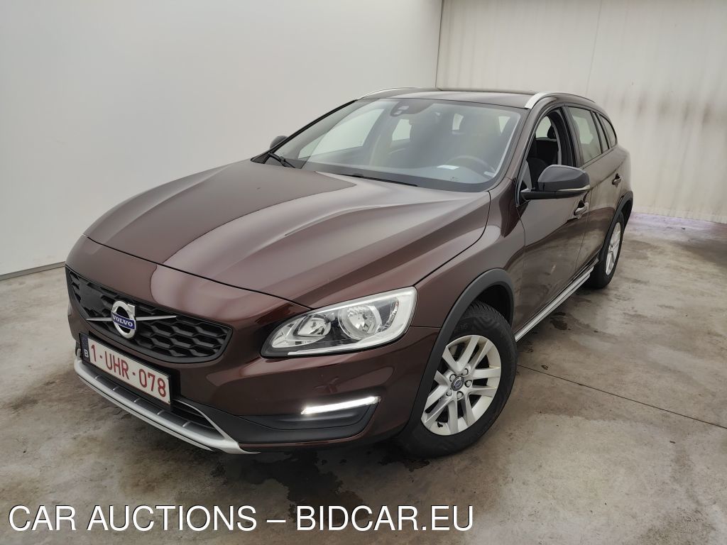 Volvo V60CROSSCOUNTRY CROSS COUNTRY D3 CROSS COUNTRY 5D !! TECHNICAL ISSUES !! ROLLING CAR, 2018