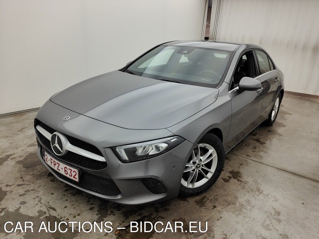 Mercedes A-klasse-lim-17 LIMOUSINE A 180 D DCT BUSINESS SOLUTION 4D, 2019