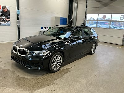 BMW 3 serie 2.0 320D F CONNECTED TOURING AUTO FA!